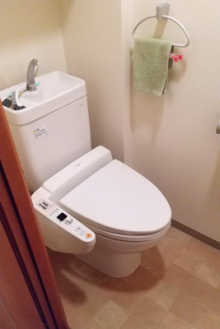 “手すり+収納”で浴室すっきり♪あたたかさも保てるバスルーム 目黒区S様邸 “手すり+収納”で浴室すっきり♪あたたかさも保てるバスルーム 目黒区S様邸